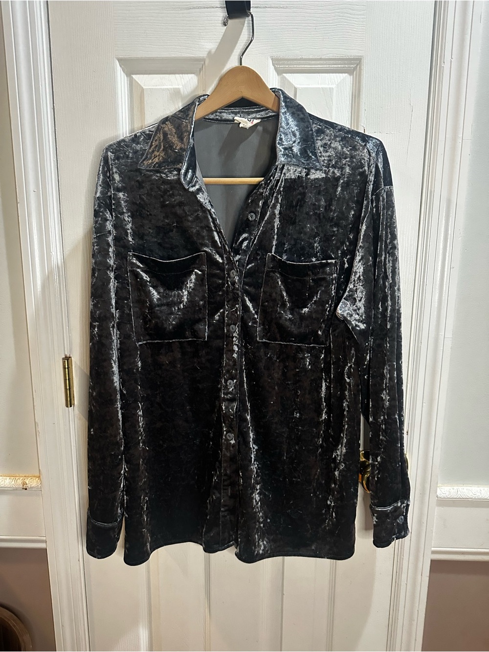 Bibi Charcoal Gray Crushed Velvet Long Sleeve Button Up 90s Grunge Small